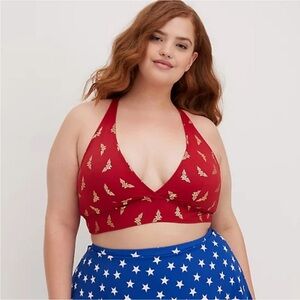 Wonder Woman Toss Triangle bikini top by Torrid Size 1X (14-16) Red and gold New